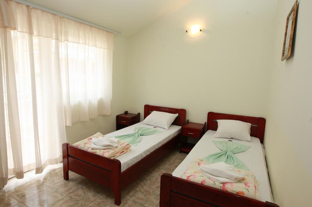 Hotel Vila Prestige Budva Bagian luar foto