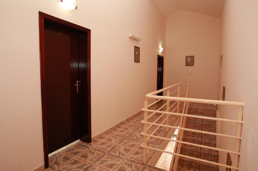 Hotel Vila Prestige Budva Bagian luar foto