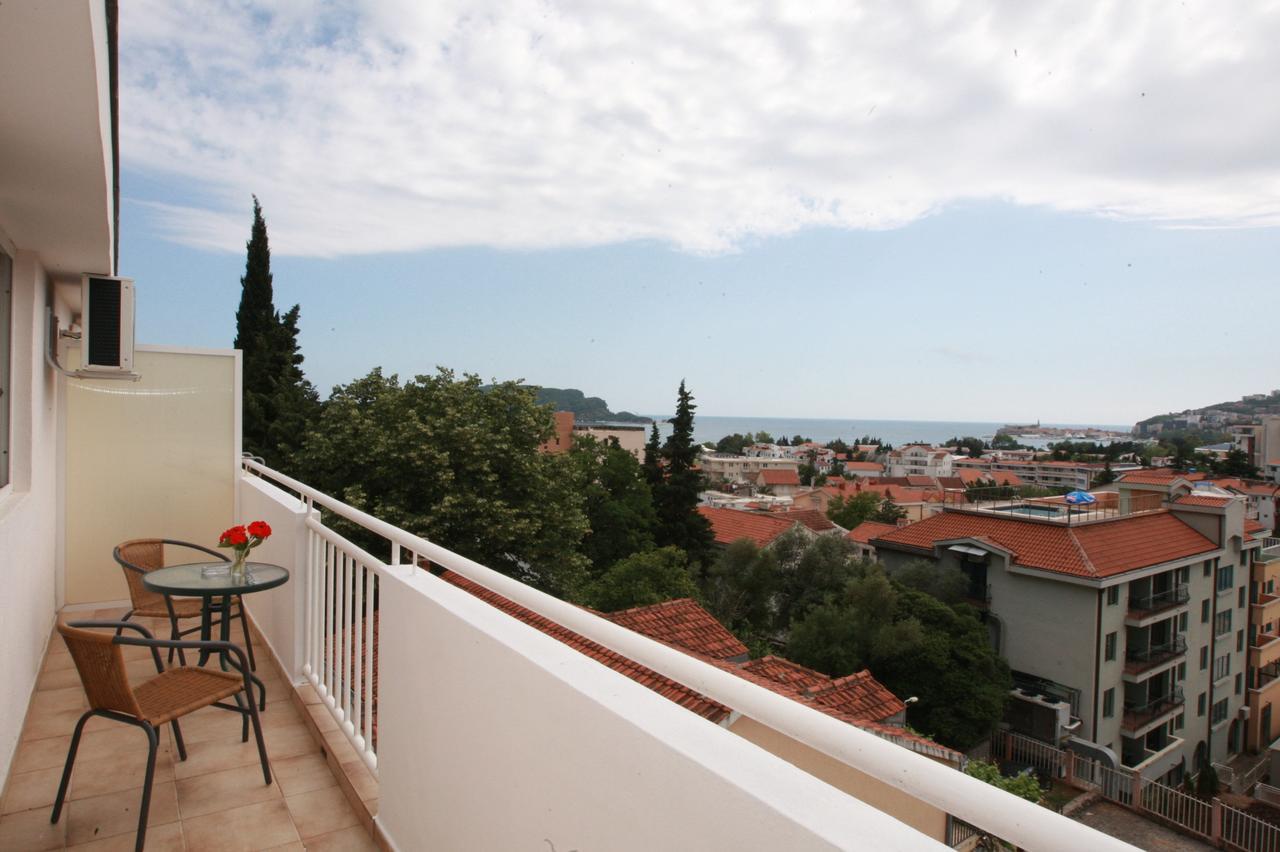 Hotel Vila Prestige Budva Bagian luar foto